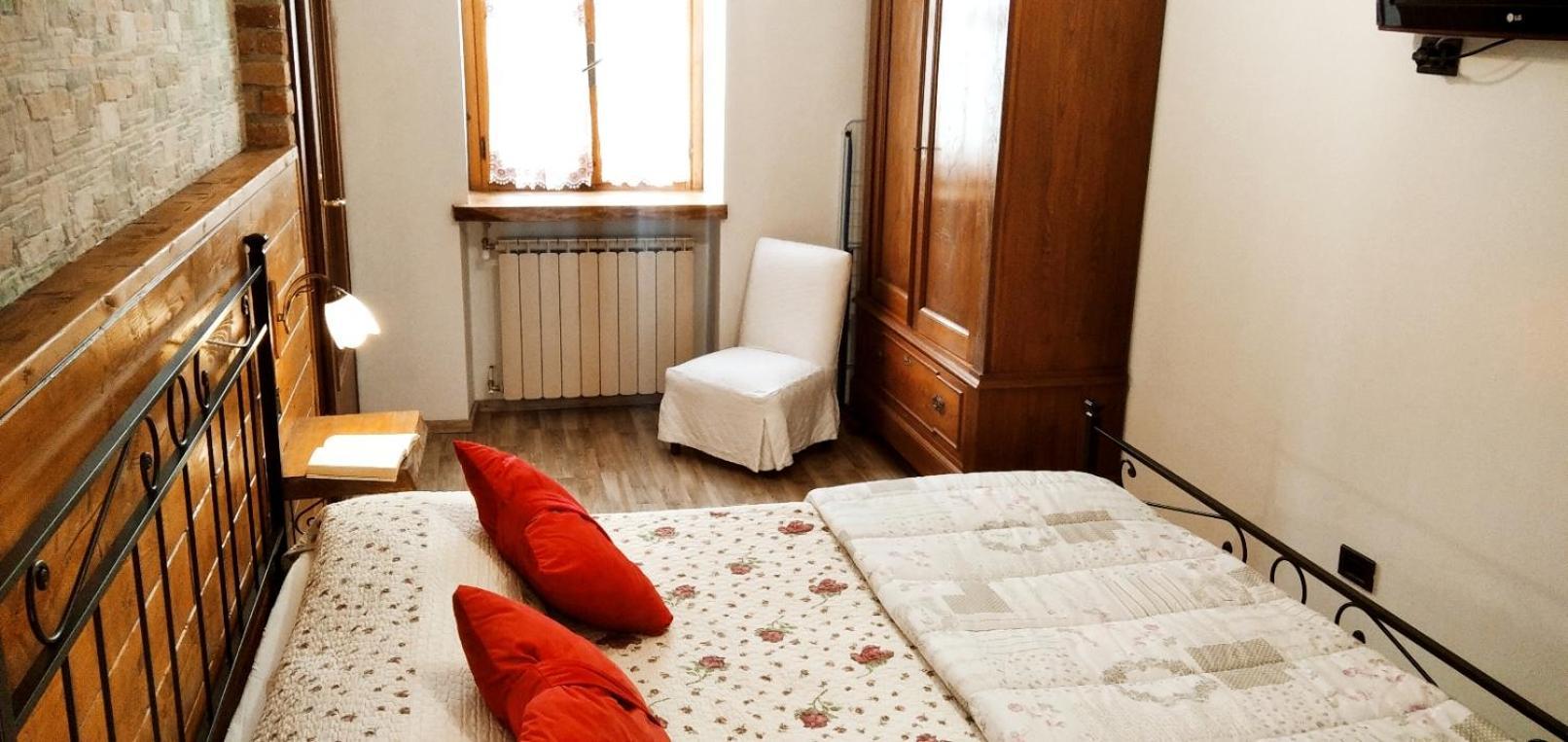 Borgo Antico Chalet Appartamenti Fara Novarese Exterior foto